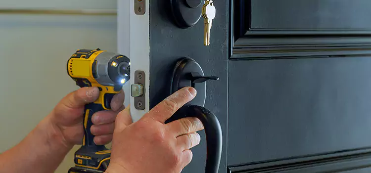 Commercial Door Lock Installation Lochearn
