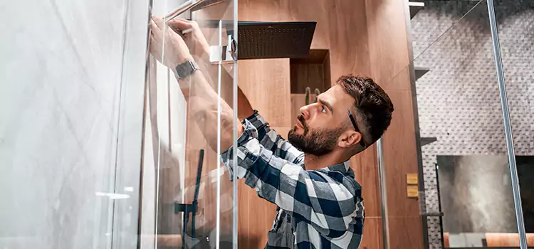 Replace Shower Doors with Frameless Lochearn
