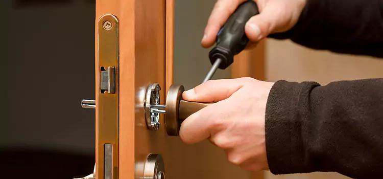 Semi Truck Locksmith Lochearn